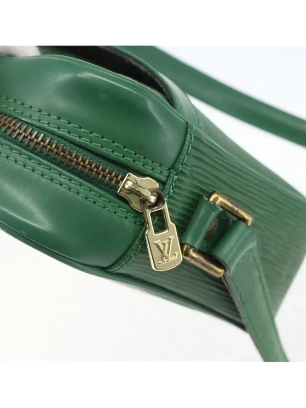 Louis Vuitton pre owned